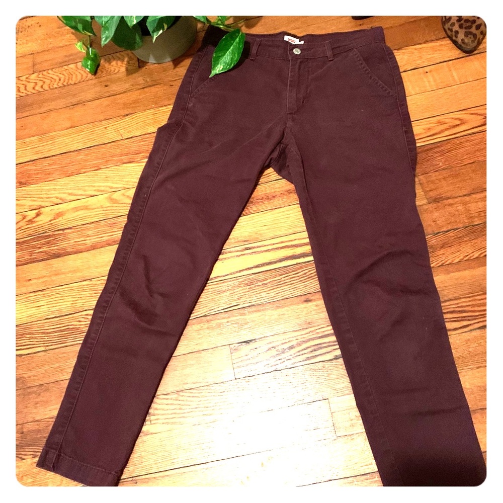 Levi’s Maroon Skinny Jeans